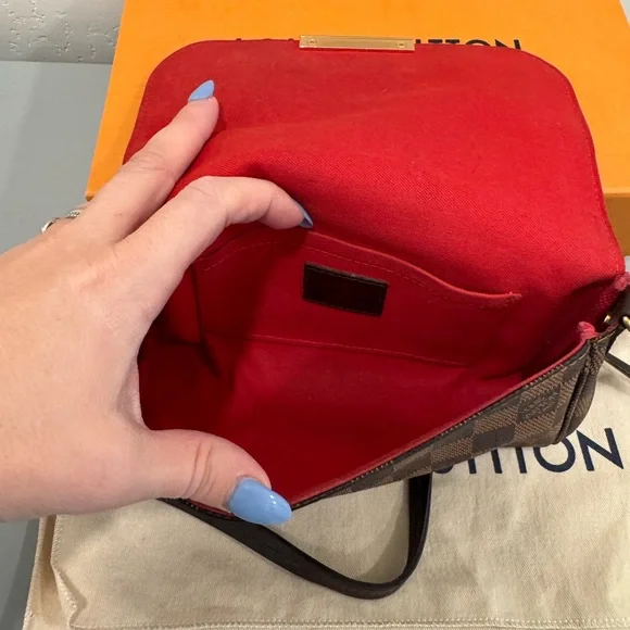 Louis Vuitton Favorite PM Crossbody Bag - Picture 6 of 9